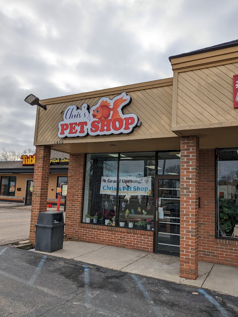 Chris's Pet Store - Photo 1