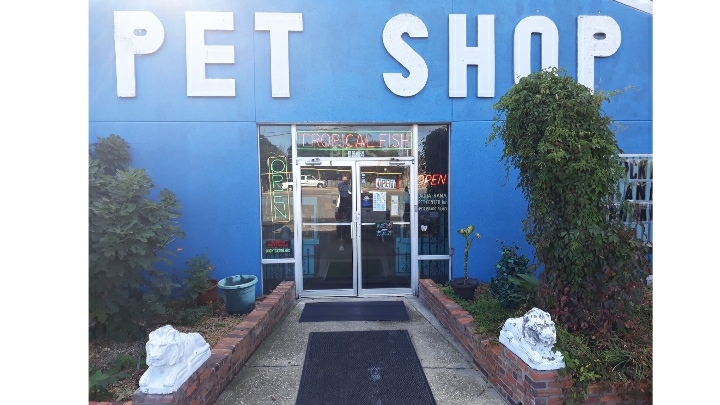 Aqua-Rama Pet Center - Photo 1