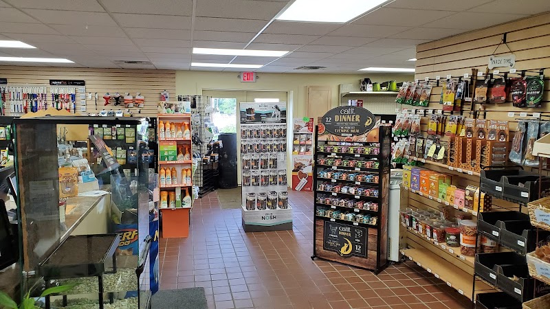 AquaRealm Aquarium & Pets - Photo 2