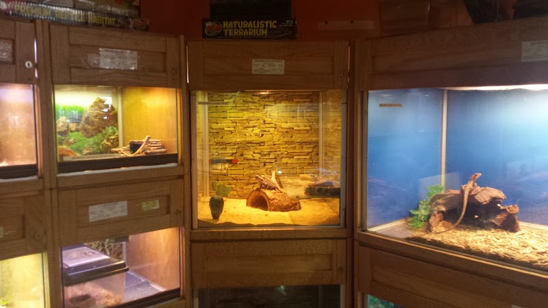 Claremont Pet & Aquarium Center - Photo 1