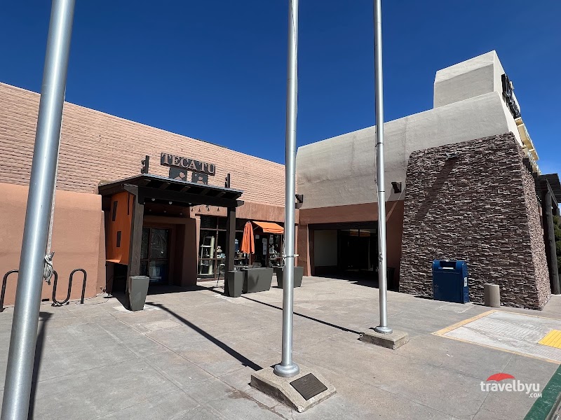 Teca Tu A Pawsworthy Pet Emporium - Photo 4