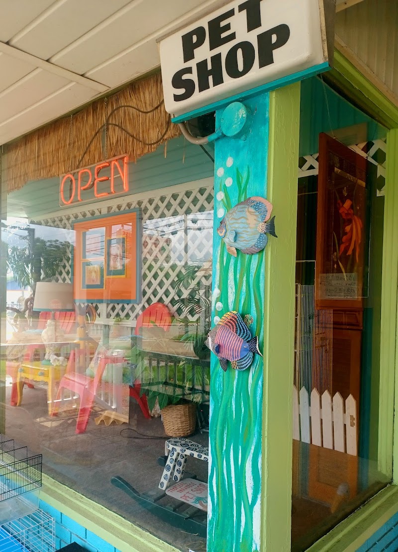 Tropical Paradise Pet Center - Photo 1