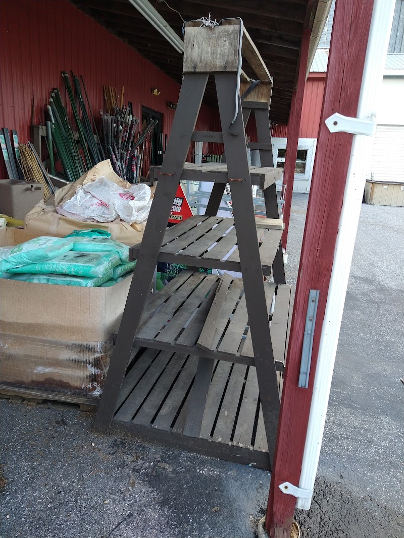 Franklin Hardware & Pet Center - Photo 4