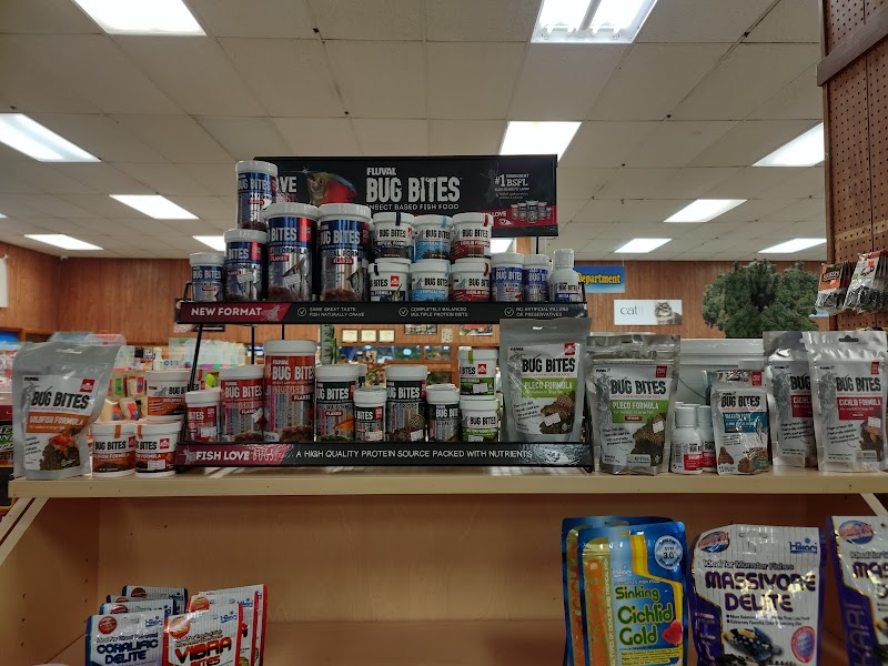 Buzz n B's Aquarium & Pet Shop - Photo 3