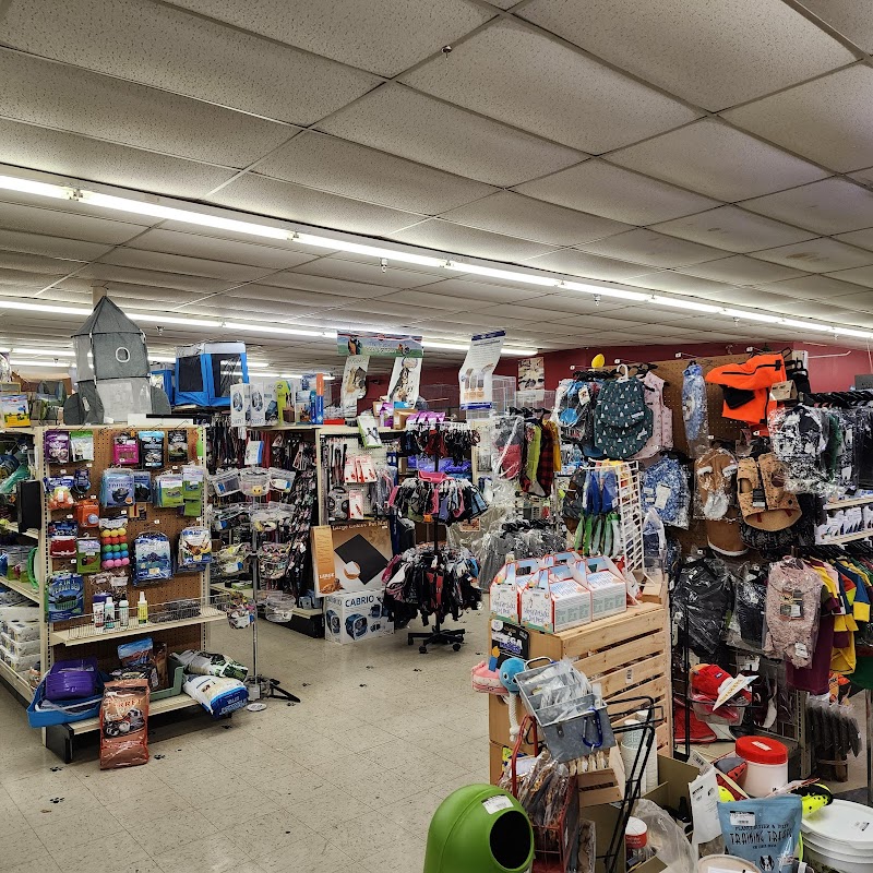 Critter Mart & More - Photo 4