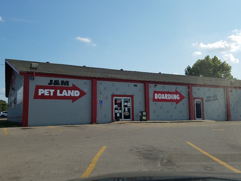 J & M Pet Land - Photo 1