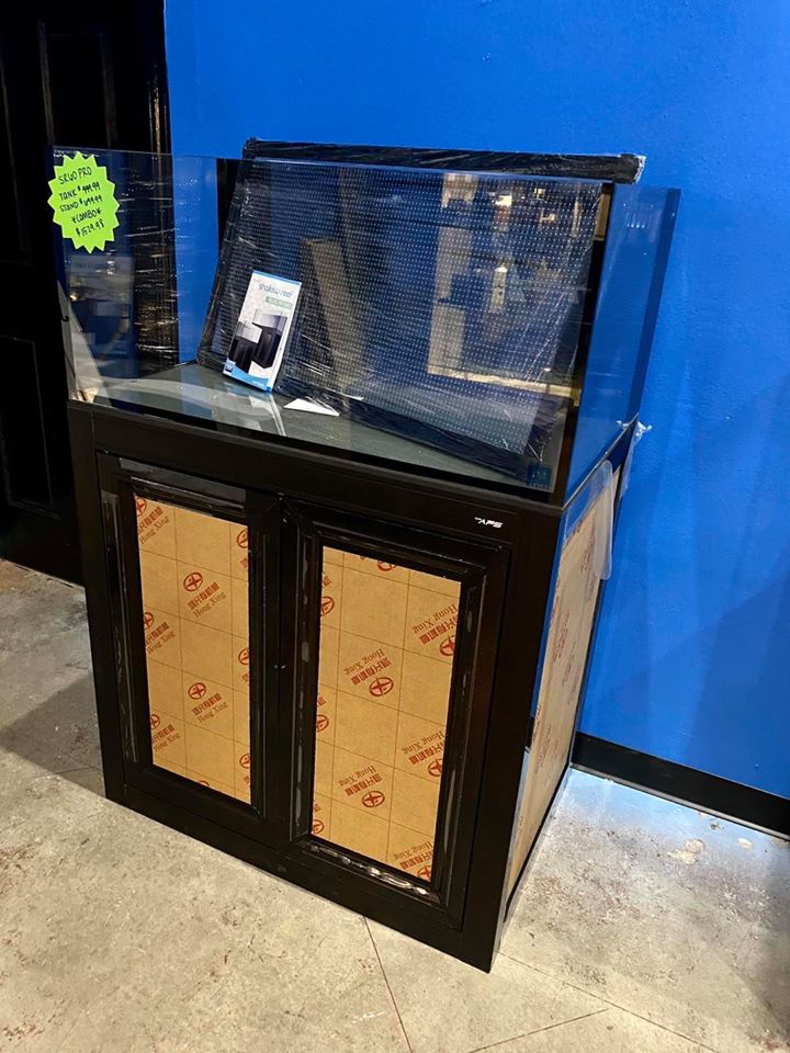 Salty Aquatics & Fish - Photo 4