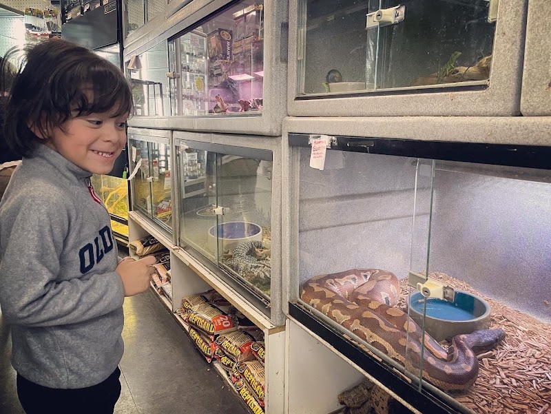 Mark's Ark Inc - Photo 2