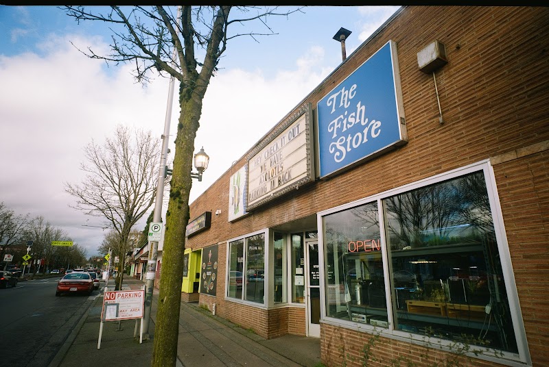 The Fish Store - Photo 1