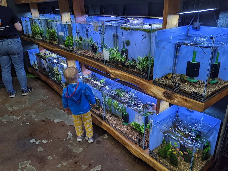 Red's Aquarium & Pet Supply - Photo 3