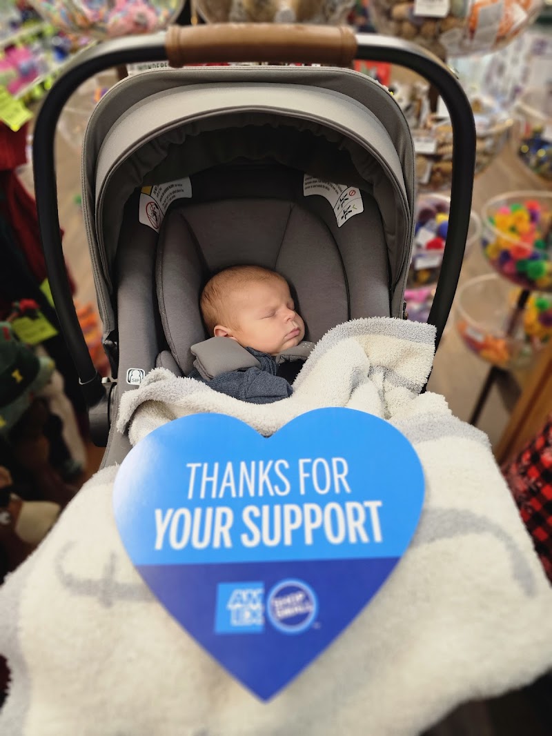 Firehouse Pet Shop - Photo 4