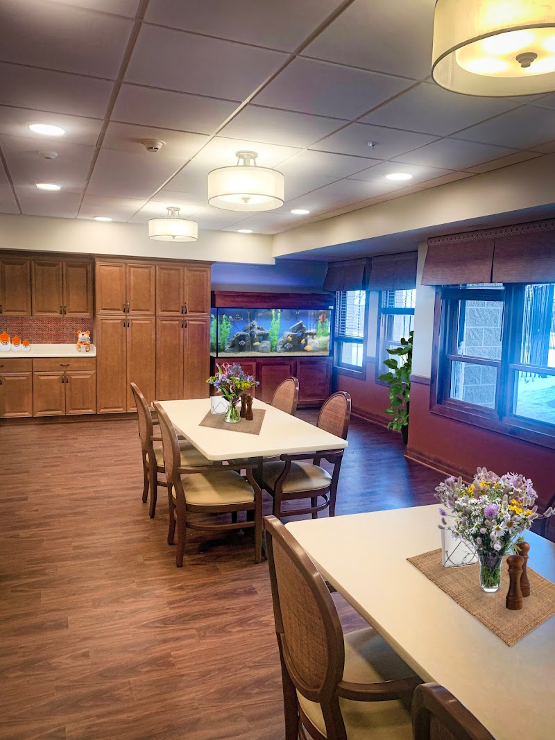 Serenity Aquarium & Aviary Services - Photo 5