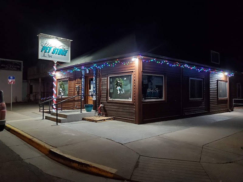 Windy City Pet Store - Photo 1