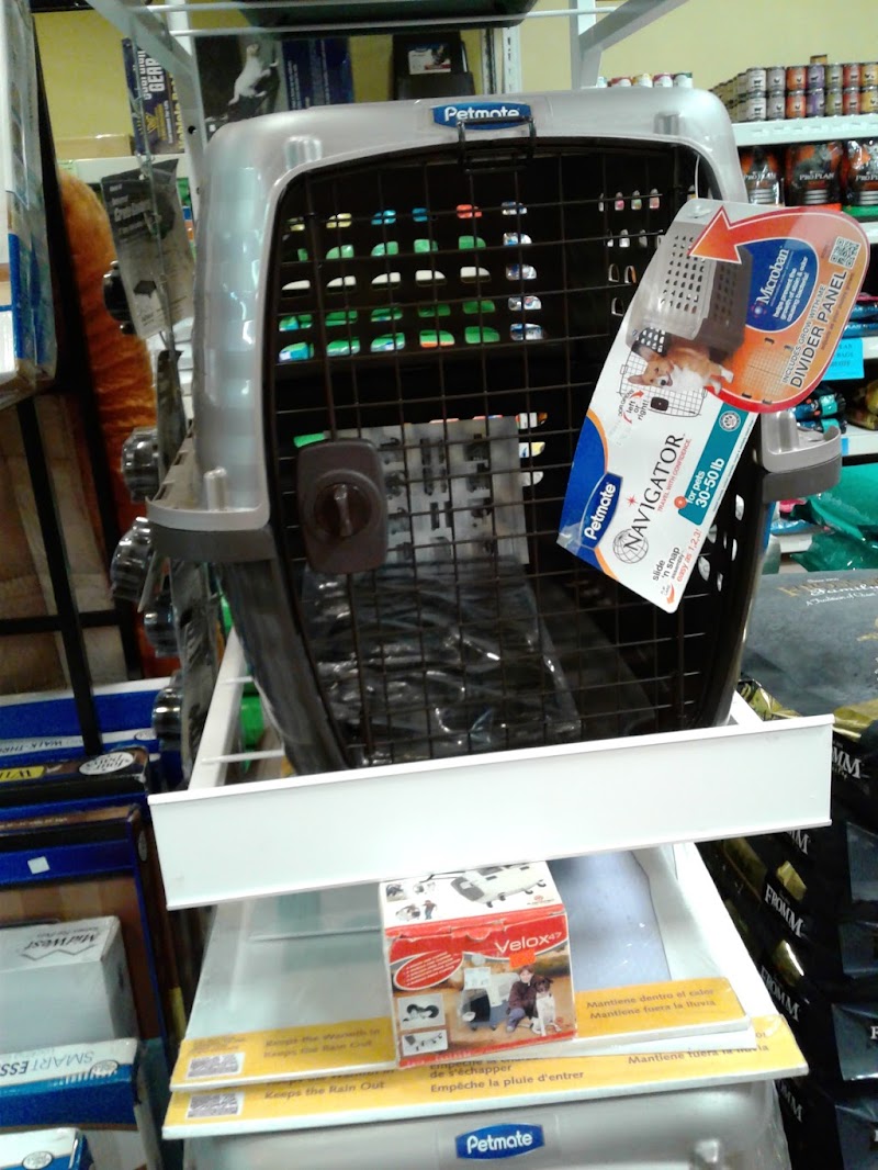 Whiting’s Pet Supplies - Photo 1