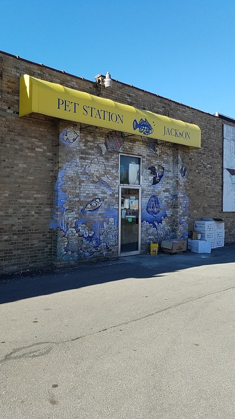 Pet Station Jackson - Photo 1
