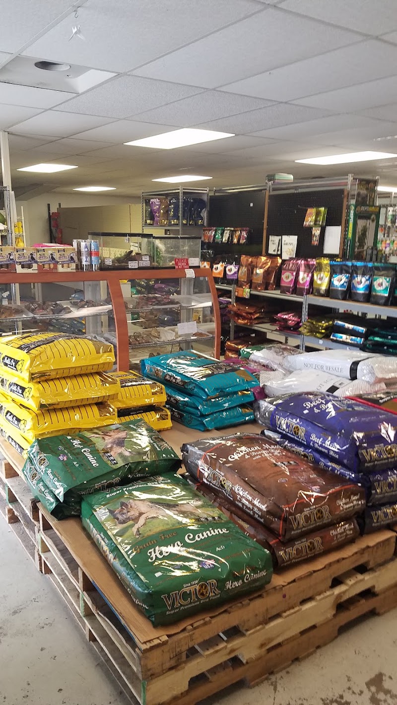 Barney's Pet World - Photo 3