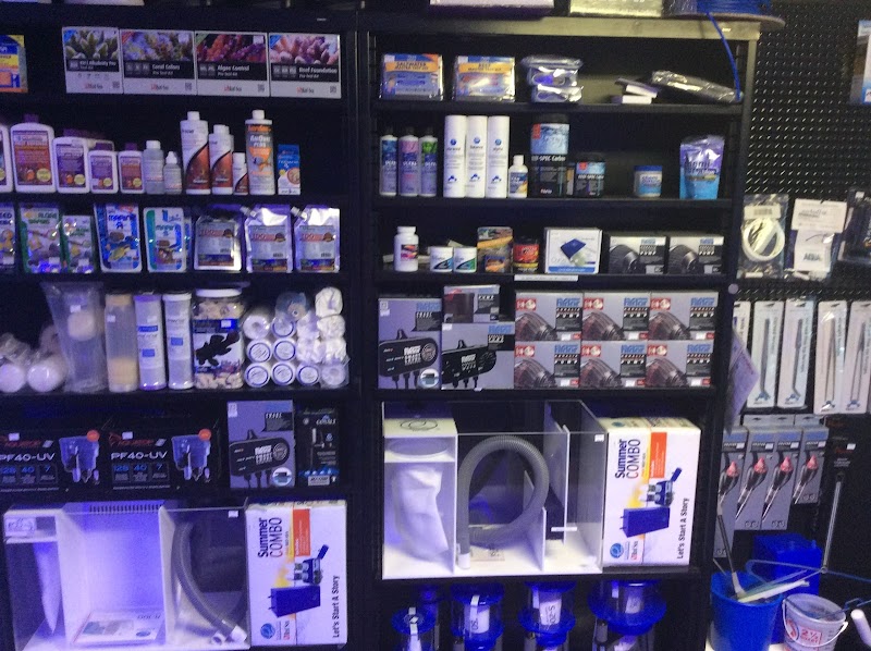 Coral Bargain Warehouse - Photo 3