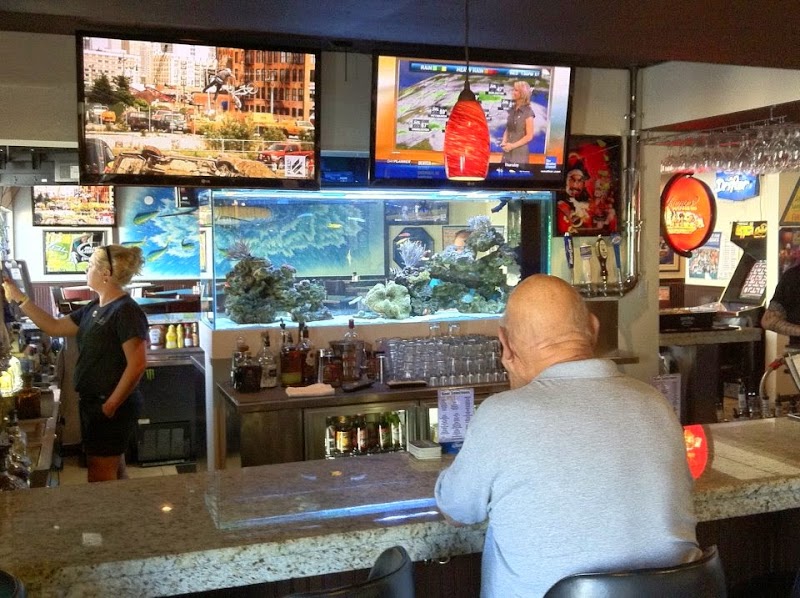 Tropical FantaSeas Aquariums - Photo 3