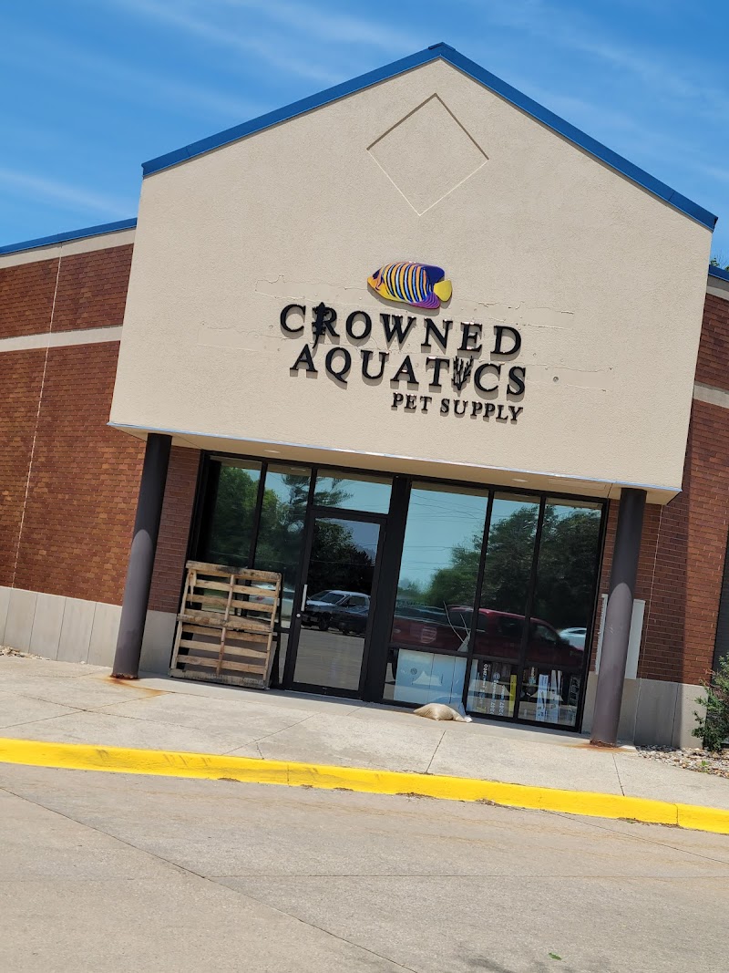 Crowned Aquatics Pet Supply - Photo 1