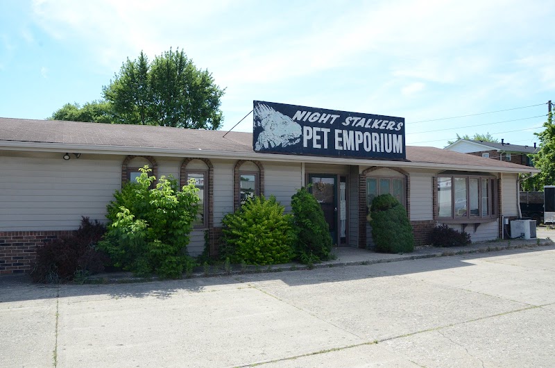 Night Stalkers Pet Emporium - Photo 4