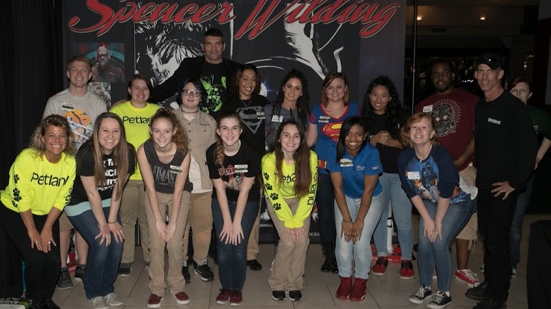 Petland Topeka - Photo 2