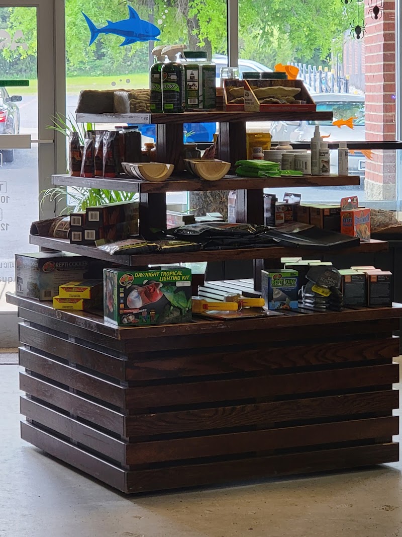 Aquatic Life & Exotics - Photo 2